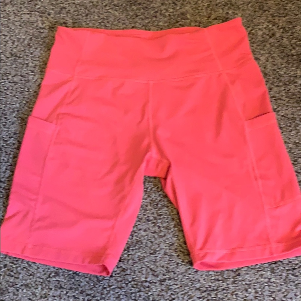 Size Large BALEAF Pink biker shorts